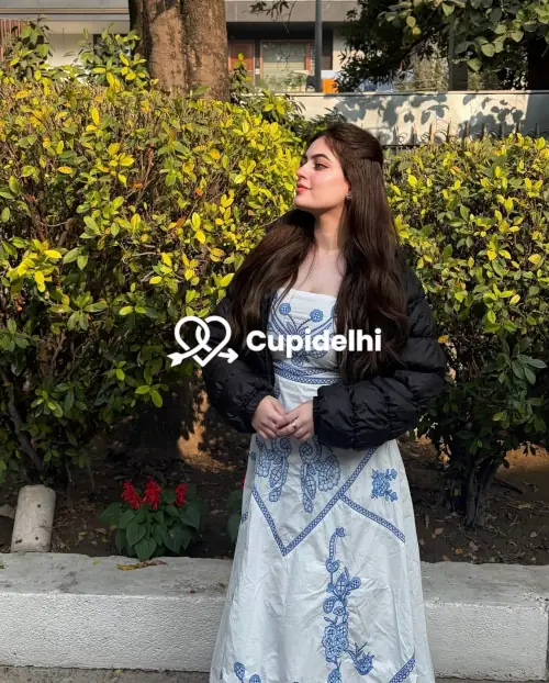 Simran Independent Indian escort in Delhi (3)